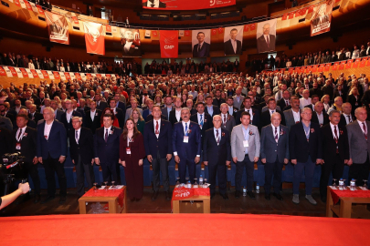 CHP Bursa'da Nihat Yeşiltaş güven tazeledi