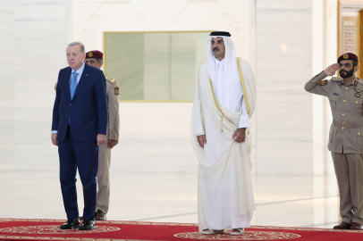 Cumhurbaşkanı Erdoğan, Katar Emiri Al Thani ile görüştü