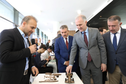 İnegöllü öğrenciler bilim şenliğinde buluştu