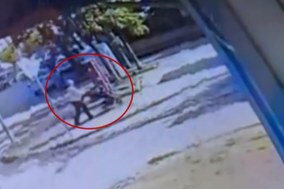 Bursa'da para dolu çantayı arabanın üstünde unuttu