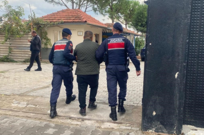 Jandarma aranan şahıslara geçit vermiyor