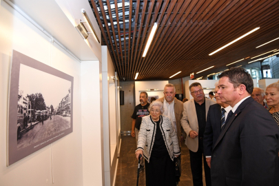 Osmangazi’de ‘Cumhuriyet ve Bursa’ fotoğraf sergisi açıldı