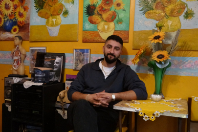 Bursa'da geçmişi yaşatan antika kafesi Bursalıların ilgi odağı oldu