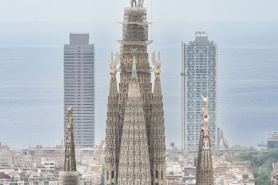 La Sagrada Familia, dünyanın en uzun kilisesi oldu
