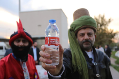 Gürsu'da Başkan Işık Evliya Çelebi oldu su dağıttı
