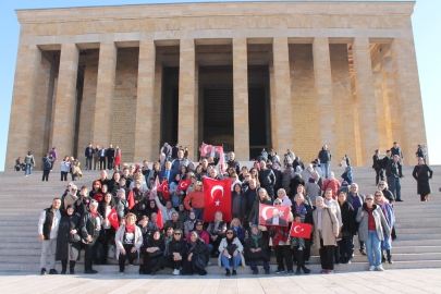 Bursalı emekliler Ankara'da tarihe yolculuk yaptı