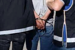 Bursa'da ruhsatsız silah operasyonu: 3 gözaltı