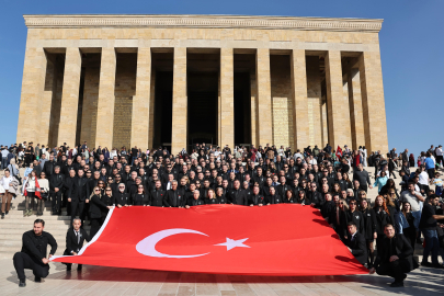 Bursa Büyükşehir Ata'sının huzurunda