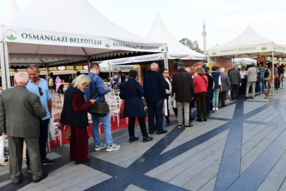 Osmangazi Kitap Fuarı 8’inci gününde de doldu taştı