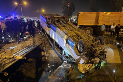 Korkunç kazada araçlar hurdaya döndü: 10 yaralı