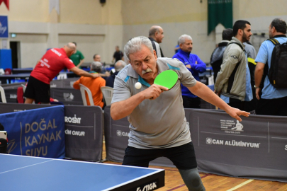 Bursa Veteran Masa Tenisi Turnuvası sona erdi 