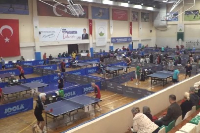 Bursa Veteran Masa Tenisi Turnuvası sona erdi 