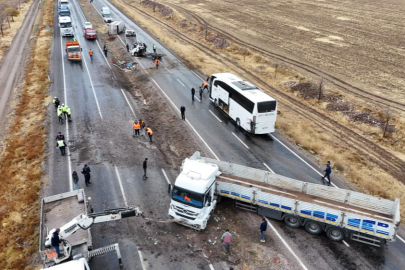 Aynı yolda 2 kaza: 1 ölü, 2 yaralı
