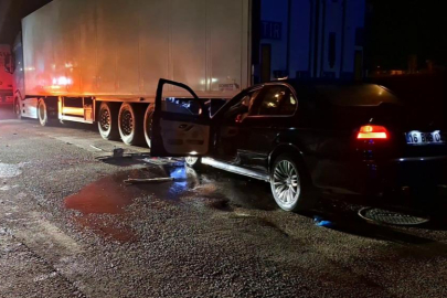 Bursa’da park halindeki TIR'a çarptı: 1 ağır yaralı