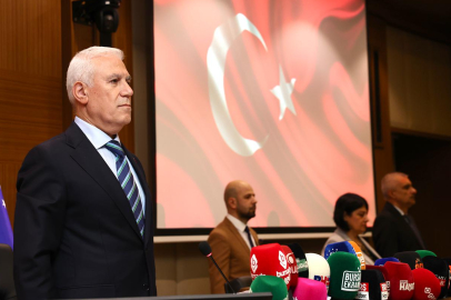 Büyükşehir'den şehitlere saygı duruşu