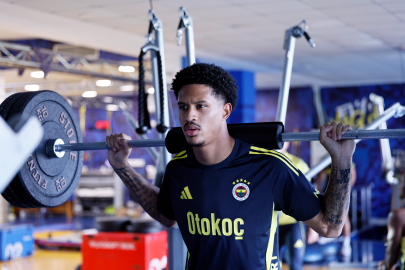 Fenerbahçe günü çift antrenmanla tamamladı