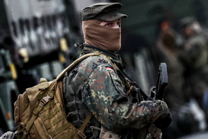 Almanya’da yeni askerlik modeli