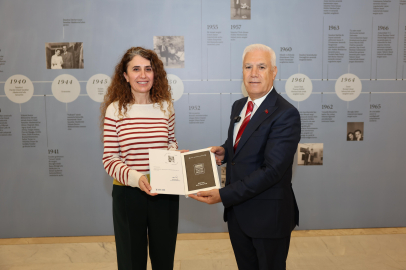 'Gözlerimin Önündesin' sanatseverleri ağırlıyor