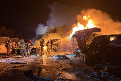 Güney Kore'de 13 araçlık zincirleme kaza: 2 ölü, 4 yaralı