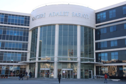 Kızının erkek arkadaşını öldüren baba hakim karşısında