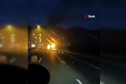 Bursa'da öğrencileri taşıyan otobüs alevlere teslim oldu