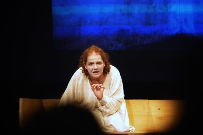 Beşiktaş’ta "Ten Rengi" tiyatro oyunu sahnelendi