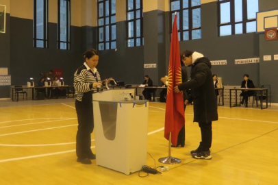 Kırgızistan’da halk sandık başında