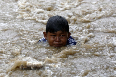 Endonezya'daki selde can kaybı 753'e yükseldi