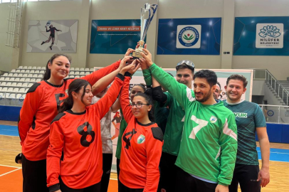 Bursa'da özel maçın kazananı empati oldu