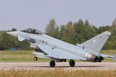 Almanya, Polonya’ya Eurofighter savaş uçağı konuşlandırdı