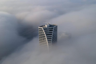 Bursa’da sis şehri yuttu