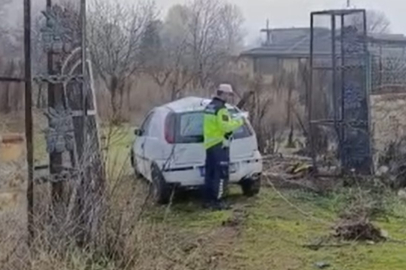 Bursa'da otomobilde bayılan sürücü donmak üzereyken bulundu