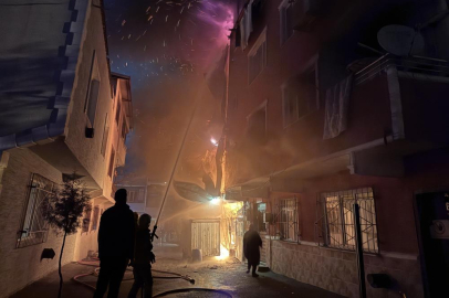 Bursa'da şehit polisin babasının evi alevlere teslim oldu