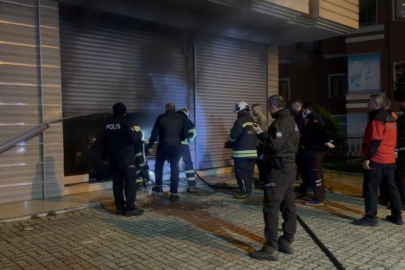 Çay toplama makinesi deposunda yangın