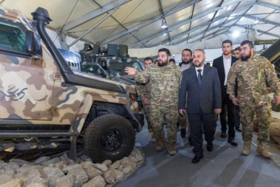 Şam'da "Suriye Devrimi Askeri Fuarı" ziyaretçilere kapılarını açtı
