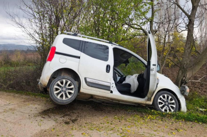 Bursa'da korkutan kaza: 2'si çocuk 4 kişi yaralandı