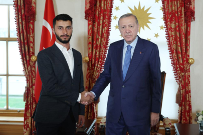 Cumhurbaşkanı Erdoğan, Basel Adra'yı kabul etti