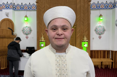 Down sendromlu Fırat'ın camideki vaazı yoğun ilgi gördü