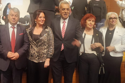 Zeki Müren, 94. doğum gününde Bursa’da anıldı