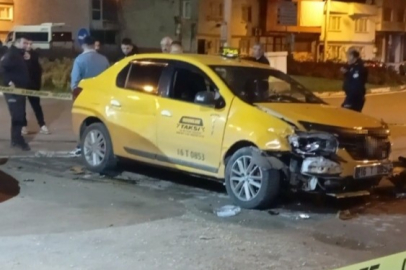 Bursa'da arkadaşının taksisini çalıp kaçtı, arabayı pert edip yakalandı