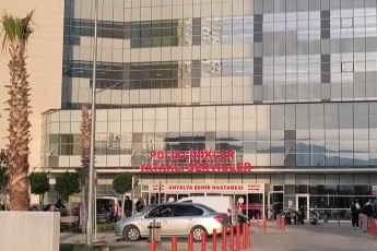 Usta oyuncunun hastanedeki tedavisi sürüyor