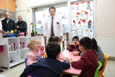 Başkan Aydın mesleğini çocuklara tanıttı