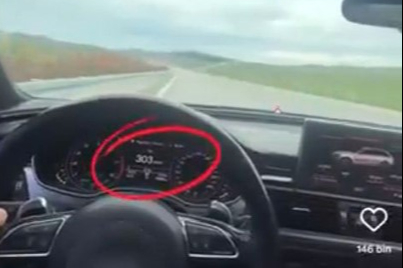 Bursa'da hız canavarını jandarma enseledi