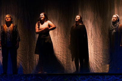 Cumhuriyet Kadınları Derneği’nden Anlamlı Tiyatro Etkinliği