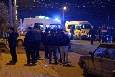 Kendisinden ayrılan kız arkadaşını evine girerken öldürdü