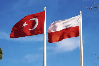 Türkiye ve Polonya iş birliği anlaşması imzalandı