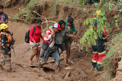 Bolivya'da sel faciası: 20 ölü, 24 kayıp