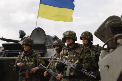 Rusya: Ukrayna askerleri mevzilerini terk ediyor