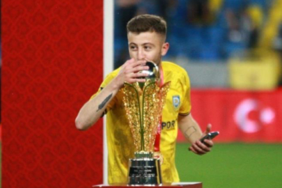 Silahlı kavgada ağır yaralanan futbolcu entübe edildi