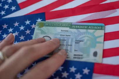 ABD, Yeşil Kart programını süresiz askıya aldı